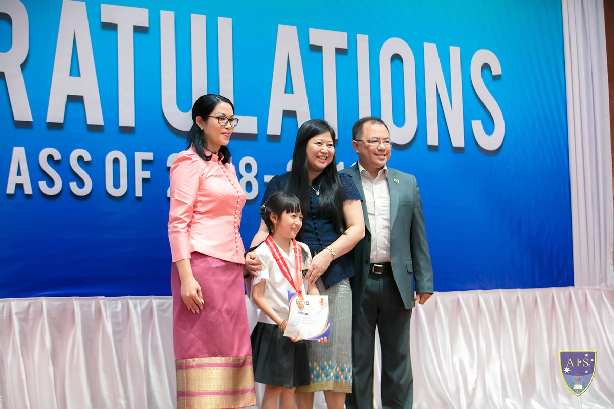 congrate stage